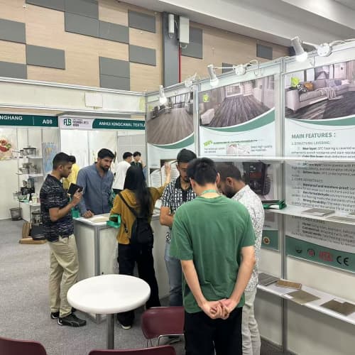 La fábrica de suelos Enoch brilla en la exposición de Nairobi, Kenia